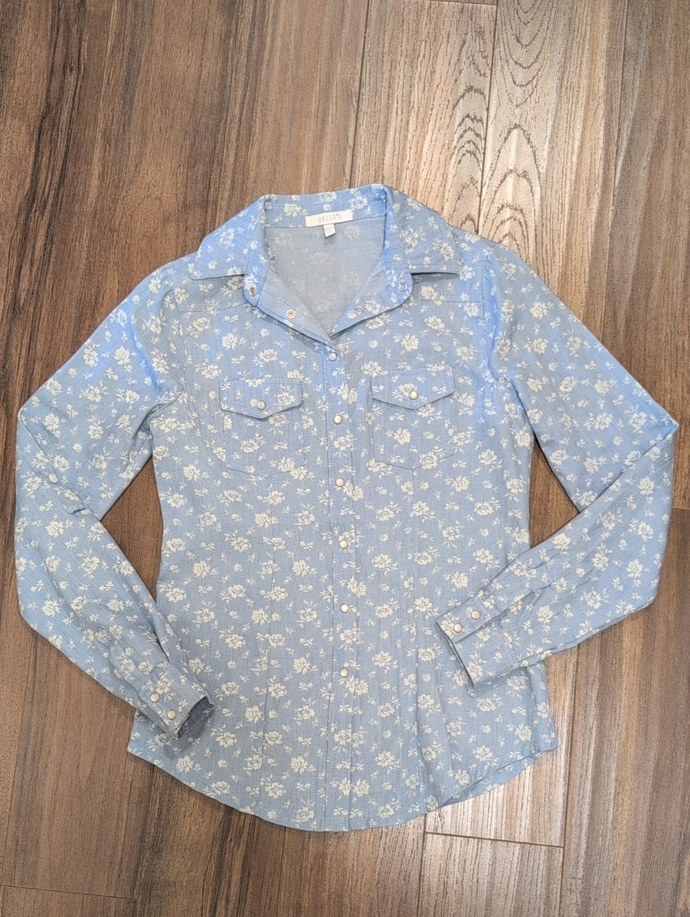 dELiA*s Farmhouse Light Blue Floral Button Down Top With Pearlecent Buttons